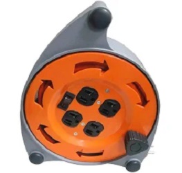 Multi-plug reel